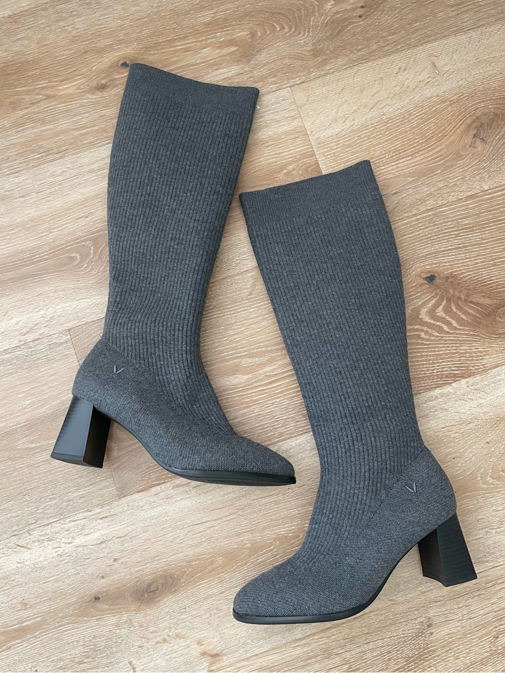 Vivaia Knee High Wool Boots Tessa Size 7.5